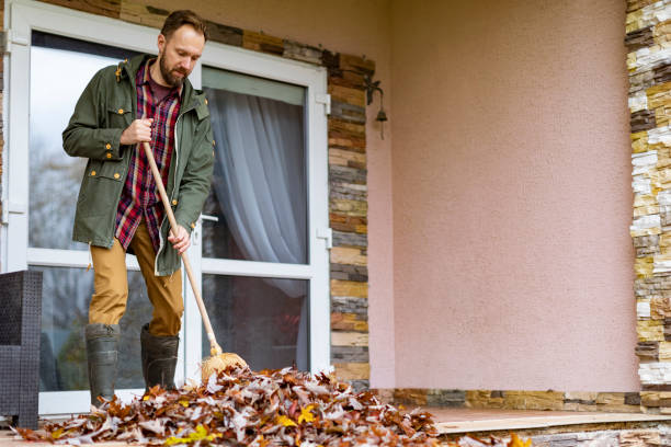 Best Garage Cleanout Services  in El Granada, CA
